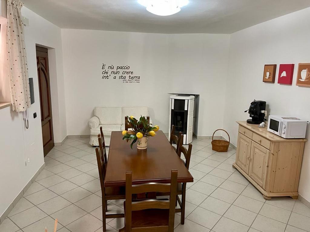 B&B Casa Letizia Trentinara Ngoại thất bức ảnh