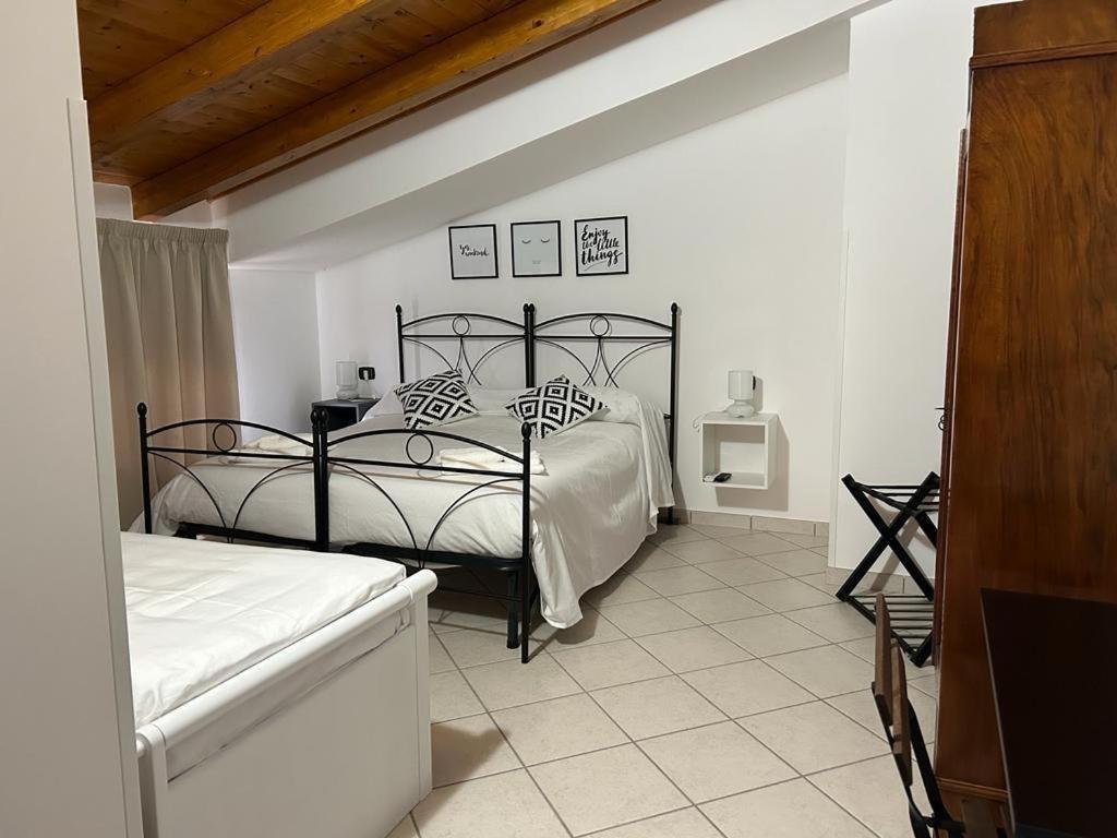 B&B Casa Letizia Trentinara Ngoại thất bức ảnh