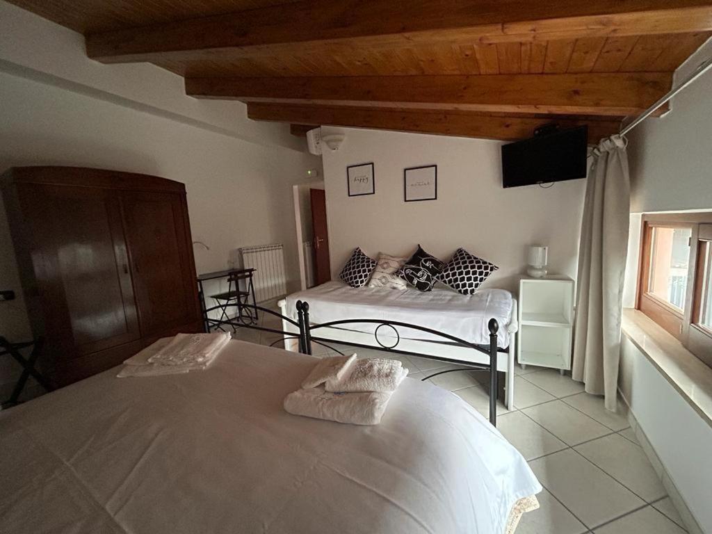 B&B Casa Letizia Trentinara Ngoại thất bức ảnh
