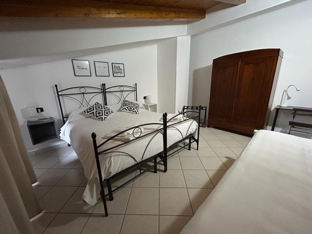 B&B Casa Letizia Trentinara Ngoại thất bức ảnh